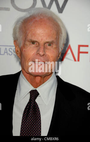 27 juillet 2010 - Los Angeles, Californie, États-Unis - RICHARD ZANUCK participant à la Los Angeles Première d'obtenir un lieu à l'Academy of Motion Picture Arts and Sciences à Los Angeles, Californie Le 27 juillet 2010. 2010.K65403(LONG DROIT Crédit : © D. Long/Globe Photos/ZUMApress.com) Banque D'Images