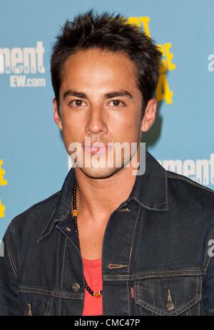 Michael Trevino au Comic-Con 2012 pour des arrivées internationales : l'hebdomadaire de divertissement Parti, San Diego Convention Center, San Diego, CA, 14 juillet 2012. Photo par : Emiley Schweich/Everett Collection Banque D'Images