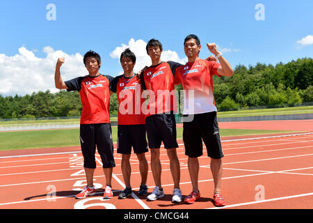 (L à R) Hiroyuki Nakano (JPN), Yoshiro Azuma (JPN), Kei Takase (JPN), Yuzo Kanemaru (JPN), le 17 juillet 2012 - Athlétisme : le Japon de l'Équipe nationale d'athlétisme Hommes et femmes au cours de courte distance et de la formation des membres de l'obstacle avant les Jeux Olympiques de Londres 2012 à Fujihokuroku Park stade de l'athlétisme, Yamanashi, au Japon. (Photo de Jun Tsukida/AFLO SPORT) [0003] Banque D'Images