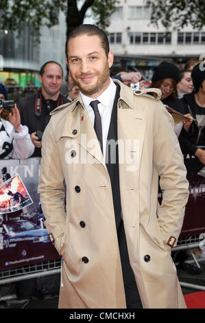 Tom Hardy assiste à la première européenne de The Dark Knight Rises sur 18/07/2012 à Leicester Square, Londres. Les personnes sur la photo : Tom Hardy Banque D'Images