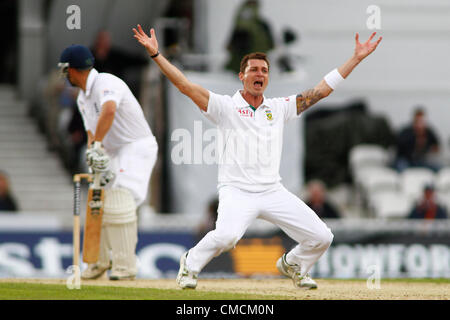 UK. 19/07/2012 Londres, Angleterre. Dale Steyn de l'Afrique du Sud appelle à un guichet au cours de l'Investec international cricket test match entre l'Angleterre et l'Afrique, a joué à la Kia Oval Cricket Ground : crédit obligatoire : Mitchell Gunn Banque D'Images