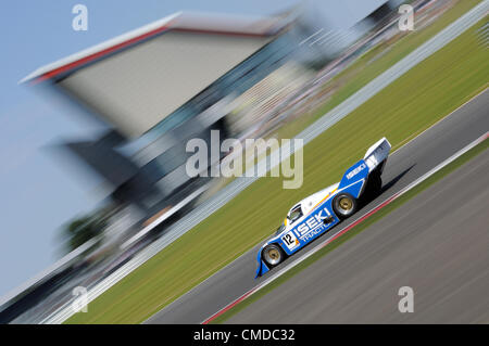 22 juillet 2012, Silverstone, Angleterre. La Porsche 956 Russell Kempnich pendant la course d'endurance du groupe C à Silverstone Classic 2012 Banque D'Images