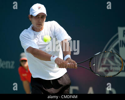 Mardi 24 juillet 2012. Los Angeles, Californie. Igor Knuitsyn de Russie en action lors de son premier tour à perte Paul Capdeville du Chili à la agriculteurs Classic, joué au Los Angeles Tennis Center. Banque D'Images