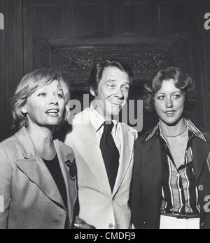 RICHARD CRENNA avec sa femme Penni Sweeney et sa fille à l'Seana Crenna American Film Institute fête pour célébrer David L. Wolpert a 25 ans dans le show-biz..Fourni par Photos, inc.(Image Crédit : Â© fourni par Globe Photos, Inc/Globe Photos/ZUMAPRESS.com) Banque D'Images