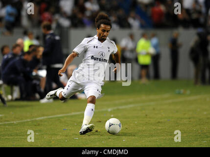 USA. 24.07.2012. Los Angeles, Californie. Tottenham Hotspur (32) Benoit Assou-Ekotto pendant un match de football amical entre Tottenham Hotspur et le Los Angeles Galaxy au Home Depot Center de Carson, en Californie. Banque D'Images