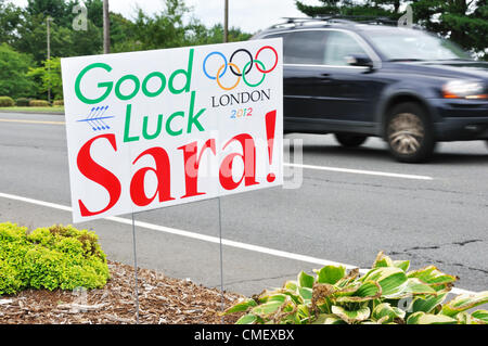 Appuyer sur l'affiche pour le Connecticut Rower Hendershot Sara qui s'est qualifié pour les Jeux Olympiques d'été en finale. Avon, Massachusetts, USA Banque D'Images