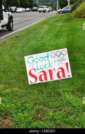 Appuyer sur l'affiche pour le Connecticut Rower Hendershot Sara qui s'est qualifié pour les Jeux Olympiques d'été en finale. Avon, Massachusetts, USA Banque D'Images