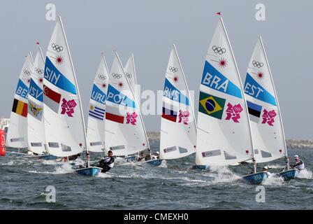 Jeux Olympiques 2012 : Voile, action pendant les Jeux Olympiques de 2012 à Londres au lieu de Weymouth et Portland, Dorset, Angleterre, Royaume-Uni. Men's Laser class Juillet 31st, 2012 Photo par : DORSET MEDIA SERVICE Banque D'Images