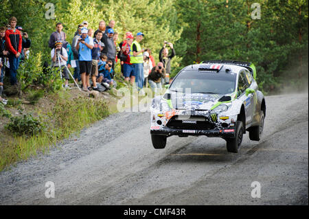 JYVÄSKYLÄ, FINLANDE - 1 août : Ken Block et Alex Gelsomino des USA d'Italia en concurrence dans leur Monster World Rally Team Ford Fiesta RS WRC, à l'occasion de l'étape WRC Rally Finlande le 1er août 2012 à Jyväskylä, Finlande Banque D'Images