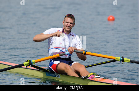 Eton Dorney, UK. Vendredi 3 août 2012. La République tchèque Ondrej Synek a remporté une médaille d'argent dans l'épreuve du skiff d'aviron à Eton Dorney, finale près de Windsor, en Grande-Bretagne, au Jeux Olympiques d'été de 2012, le vendredi 3 août 2012. (Photo/CTK Radek Petrasek) Banque D'Images