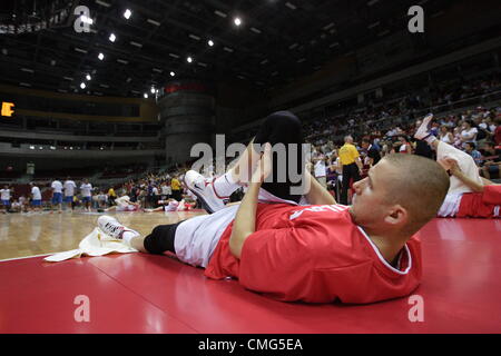 Sopot, Pologne 5ème, août 2012 Panier Tasse à Sopot International ERGO Arena Sports Hall à Sopot. L'équipe polonaise échauffement avant le match contre l'Italie Pologne Banque D'Images