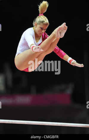 06.08.2012. Londres, Angleterre. Les finales de gymnastique appareils North Greenwich Arena . Elisabeth Seitz Allemagne Banque D'Images