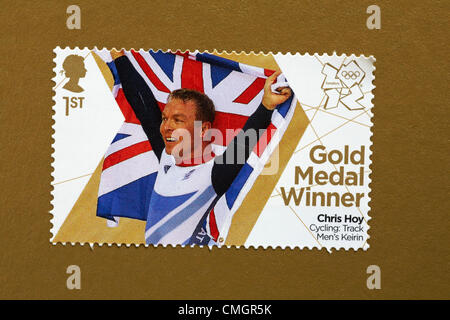 UK Mercredi 8 août 2012. Timbre pour l'honneur d'or Chris Hoy dans le Keirin Hommes Cyclisme sur piste l'événement. Timbre acheté et coincé à l'or olympique envoyer à supporter. Credit : Carolyn Jenkins / Alamy Live News Banque D'Images