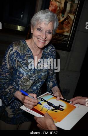 10 août 2012. Lee Meriwether aux arrivées de 2012 New York International Fringe Festival Soirée d'ouverture de la performance 'Femmes de Spoon River : leurs voix à partir de la colline', Playhouse SoHo, New York, NY 10 août 2012. Photo par : Derek Storm/Everett Collection Banque D'Images