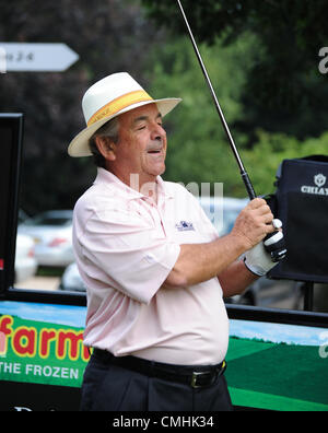 11.08.2012. Coventry, en Angleterre. Tony Jacklin photographié à l'Farmfoods British par trois concours à Nailcote Hall, Coventry. Banque D'Images