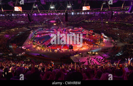 12Th Aug 2012. 12.08.2012. Londres, Angleterre Une vue générale du Stade Olympique lors de la cérémonie de clôture des Jeux Olympiques de 2012 à Londres, Londres, Grande-Bretagne, 12 août 2012. Banque D'Images