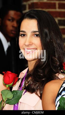 14Th Aug 2012. Aly Raisman talk show à l'apparition de la Late Show with David Letterman - TUE, Ed Sullivan Theater, New York, NY 14 août 2012. Photo par : Desiree Navarro/Everett Collection/Alamy Live News. Banque D'Images