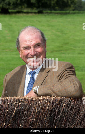 16.8.2012 Le Land Rover Burghley Horse Trials Médias jour,Burghley House, Stamford, Lincolnshire. Course Designer le capitaine Mark Phillips Banque D'Images