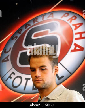 ***Europa League preview*** le Sparta Prague. Pablo Gil photographié au cours de conférence de presse avant de nouvelle saison à Prague, République tchèque le 25 juillet 2012. (Photo/CTK Michal Krumphanzl) Banque D'Images