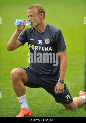 ***Europa League preview*** le Sparta Prague. Jiri Jarosik au cours de la première formation de la nouvelle saison à Prague, République tchèque le 13 juin 2012. (CTK Photo/Roman Vondrous) Banque D'Images