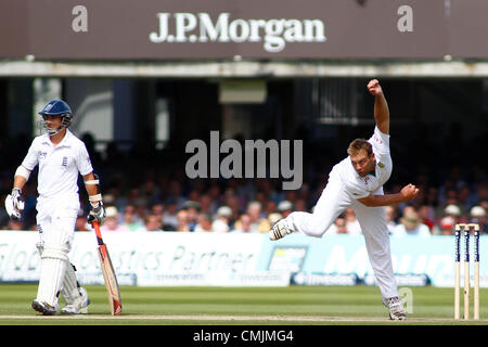 17/08/2012 Londres, Angleterre. L'Afrique du Sud, Jacques Kallis bowling pendant le troisième test-match Investec international cricket entre l'Angleterre et l'Afrique, a joué au Lords Cricket Ground : crédit obligatoire : Mitchell Gunn Banque D'Images