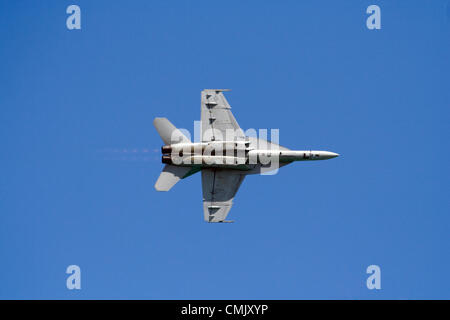 La 54th annual Chicago Air & Water Show - 2012. L'air et l'eau de Chicago Show est l'un des plus grands salons d'air libre dans les États-Unis. L'air et l'eau de Chicago Show est un événement annuel qui a débuté en 1959 et attire plus de 2 millions de spectateurs chaque année, l'aviation. L'événement se déroule sur le lac Michigan et dispose de plusieurs actes d'aviation de 14 avions militaires pour les équipes de voltige parrainé. Banque D'Images