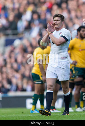 Londres, Royaume-Uni. 09Th Nov, 2013. Outhalf Owen FARRELL l'Angleterre au cours de l'International Rugby Union match entre l'Angleterre et l'Australie : L'action de crédit de Twickenham Plus Sport/Alamy Live News Banque D'Images