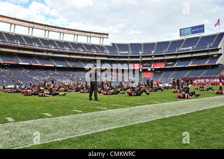 San Diego, CA, USA. 2 nov., 2013. Les Aztèques se réchauffer au logiciel Qualcom champ. Les Aztèques ont battu les Lobos 35-30. © csm/Alamy Live News Banque D'Images