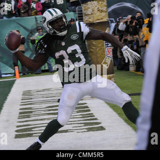 New York, New York, USA. 29Th sep 2013. RB Chris notes d'Ivoire au toucher des jets de New York vs New Orleans Saints se sont réunis au stade de la vie. © Jeffrey Geller/ZUMA/ZUMAPRESS.com/Alamy fil Live News Banque D'Images