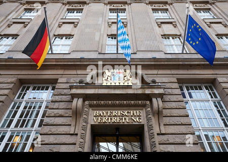 Berlin, Allemagne. 03 novembre, 2013. CDU/CSU et SPD continuer la négociations de coalition à la représentation de l'Etat fédéral de Bavière à Berlin. / Photo : représentation de l'état fédéral de Bavière à Berlin. Credit : Reynaldo Chaib Paganelli/Alamy Live News Banque D'Images