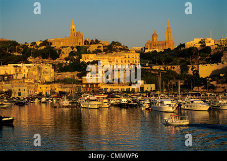 Le port de Mgarr, Gozo, Malte, Méditerranée, Europe Banque D'Images