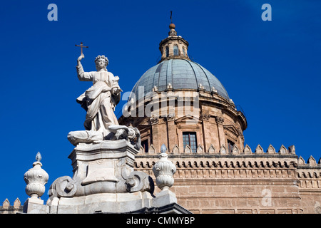 Dôme de la cathédrale (Cathédrale), Palerme, Sicile, Italie, Europe Banque D'Images