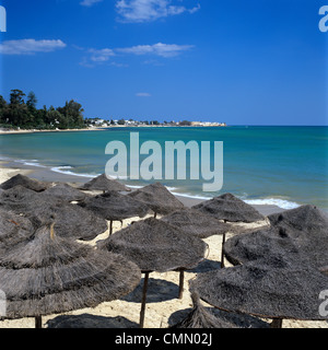 Vue le long beach à la médina de Hammamet, l'hôtel Sindbad, Cap Bon, Tunisie, Afrique du Nord, Afrique Banque D'Images