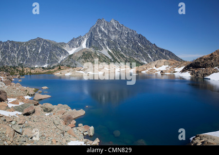 WA, lacs de montagne Désert, Ingalls Lake et le mont Stuart Banque D'Images