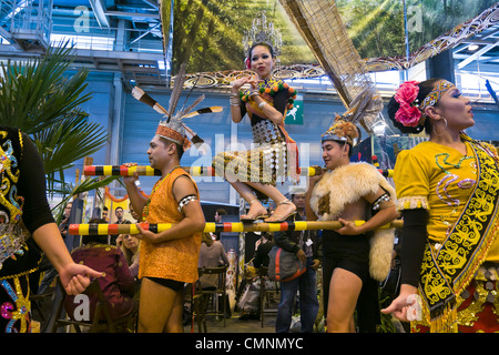 Danseurs de Malaisie Tourisme International Show 2012 Paris Banque D'Images