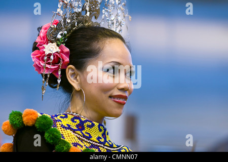 Danseuse de Malaisie Tourisme International Show 2012 Paris Banque D'Images