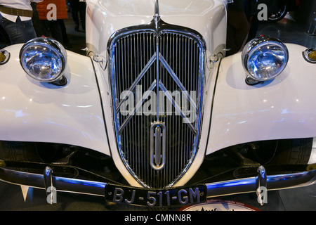 Citroen Traction Avant vintage car le tourisme international Show 2012 Paris Banque D'Images