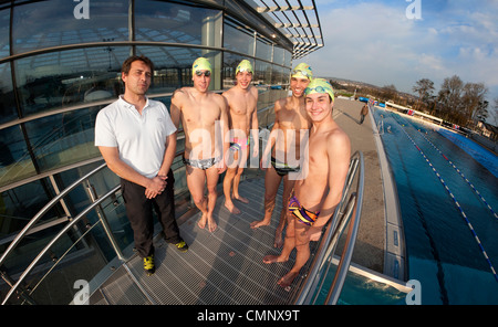 L'équipe de natation du Val d'Allier Vichy (Allier - Auvergne Club - France). L'équipe de nageurs du club de Vichy Val d'Allier Banque D'Images