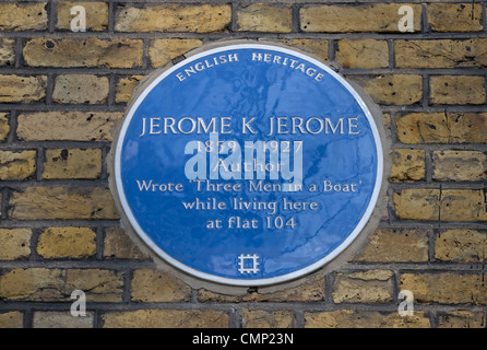 English Heritage blue plaque marquant un accueil de l'écrivain Jérôme K Jérôme, et où il a écrit trois hommes dans un bateau Banque D'Images