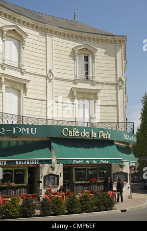 Café de la paix, Chinon, France Banque D'Images
