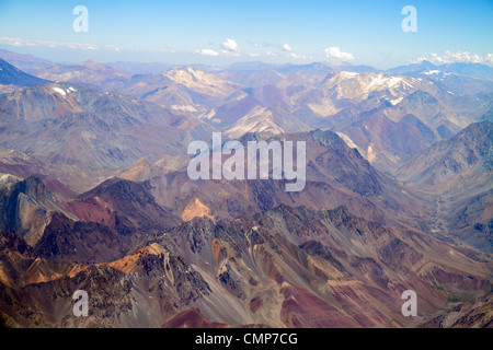 Santiago Chile,Andes Mountains,LAN Airlines,vol à Mendoza,vue sur les sièges de fenêtre,vue aérienne du dessus,science,géographie,gamme,topographie,pere Banque D'Images