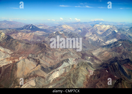 Santiago Chile,Andes Mountains,LAN Airlines,vol à Mendoza,vue sur les sièges de fenêtre,vue aérienne du dessus,science,géographie,gamme,topographie,pere Banque D'Images