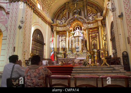 Lima Pérou,Jiron de la Union,quartier historique,Iglesia de la Merced,notre Dame de la Miséricorde,Basilique,Catholique,église,religion,architecture richement décorée,Baroque,alt Banque D'Images