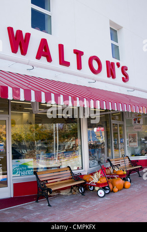 Le Centre des Visiteurs du Walmart à Bentonville, Arkansas se trouve dans Walton 5&10 magasin populaire. Banque D'Images