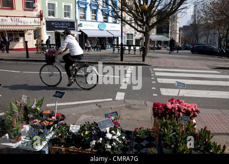 Belsize Village, Hampstead, Londres Banque D'Images