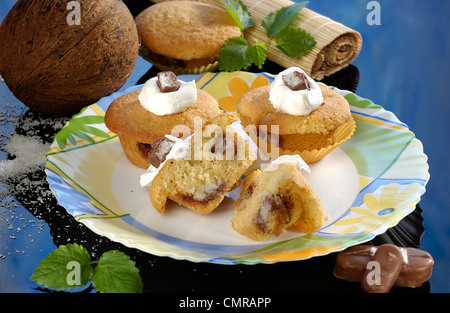 Muffins Bounty (chocolat et noix de coco) Banque D'Images