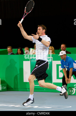 Arat Safin joue au tennis pour la 3e place à BNP Paribas Open Champions Tour contre Mark Philippoussis à Zurich, SUI Banque D'Images