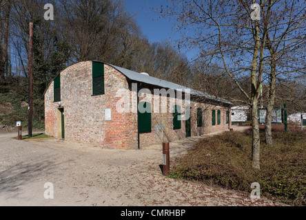 La poudre d'OARE désaffectées travaille dans le Kent. C'est le centre d'accueil qui a été une fois de la tonnellerie. Banque D'Images