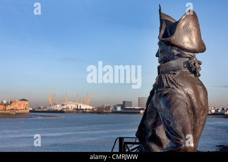 Monument Nelson surplombant la Tamise, Greenwich Village, Londres Banque D'Images