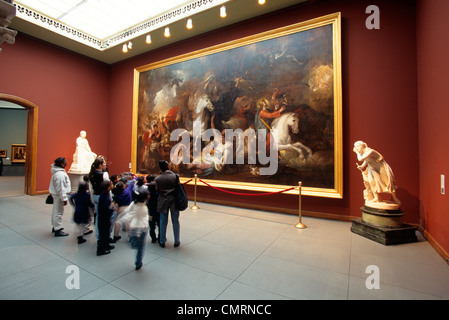 Années 2000 LES GENS À LA MORT DE BENJAMIN WEST À SUR UN CHEVAL PÂLE DANS LA PENNSYLVANIA ACADEMY OF FINE ARTS de Philadelphie, en Pennsylvanie USA Banque D'Images